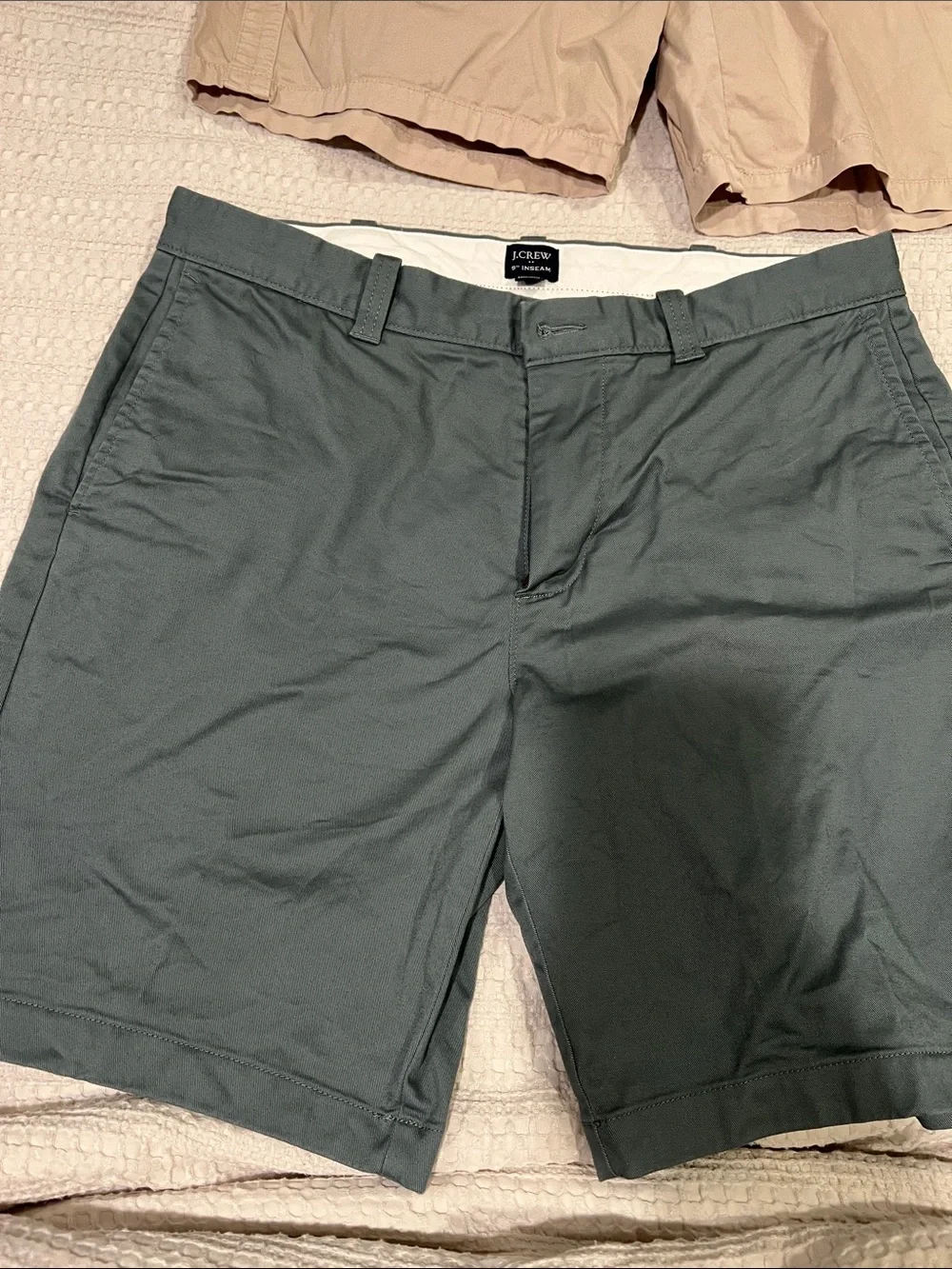 J. Crew Men’s Olive Green Flat Front Chino Shorts